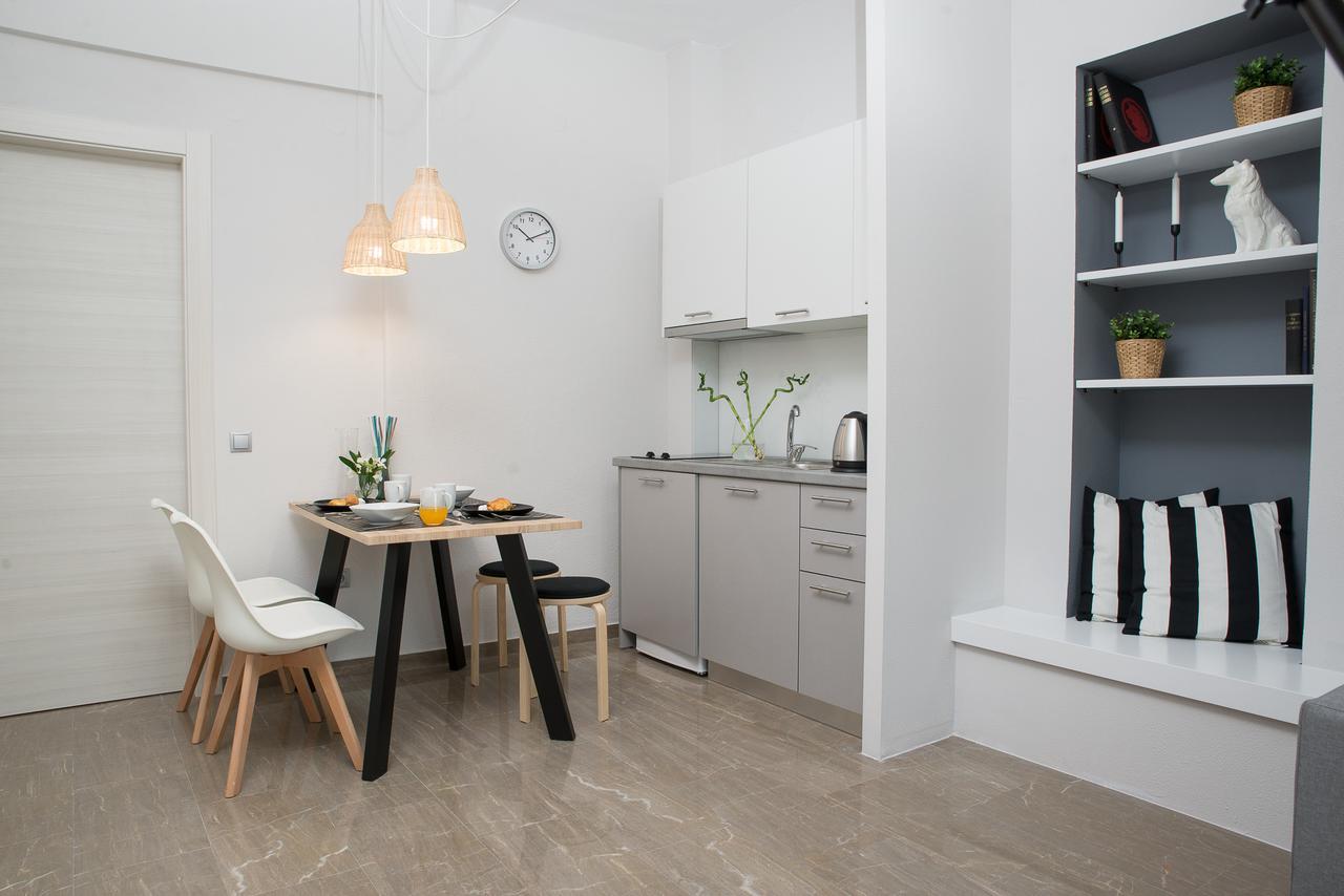 Palio Grey Apartments PalaiónTsiflíkion Esterno foto
