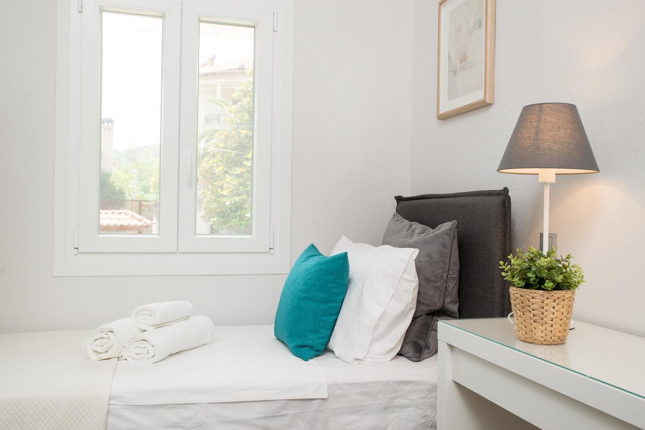 Palio Grey Apartments PalaiónTsiflíkion Esterno foto