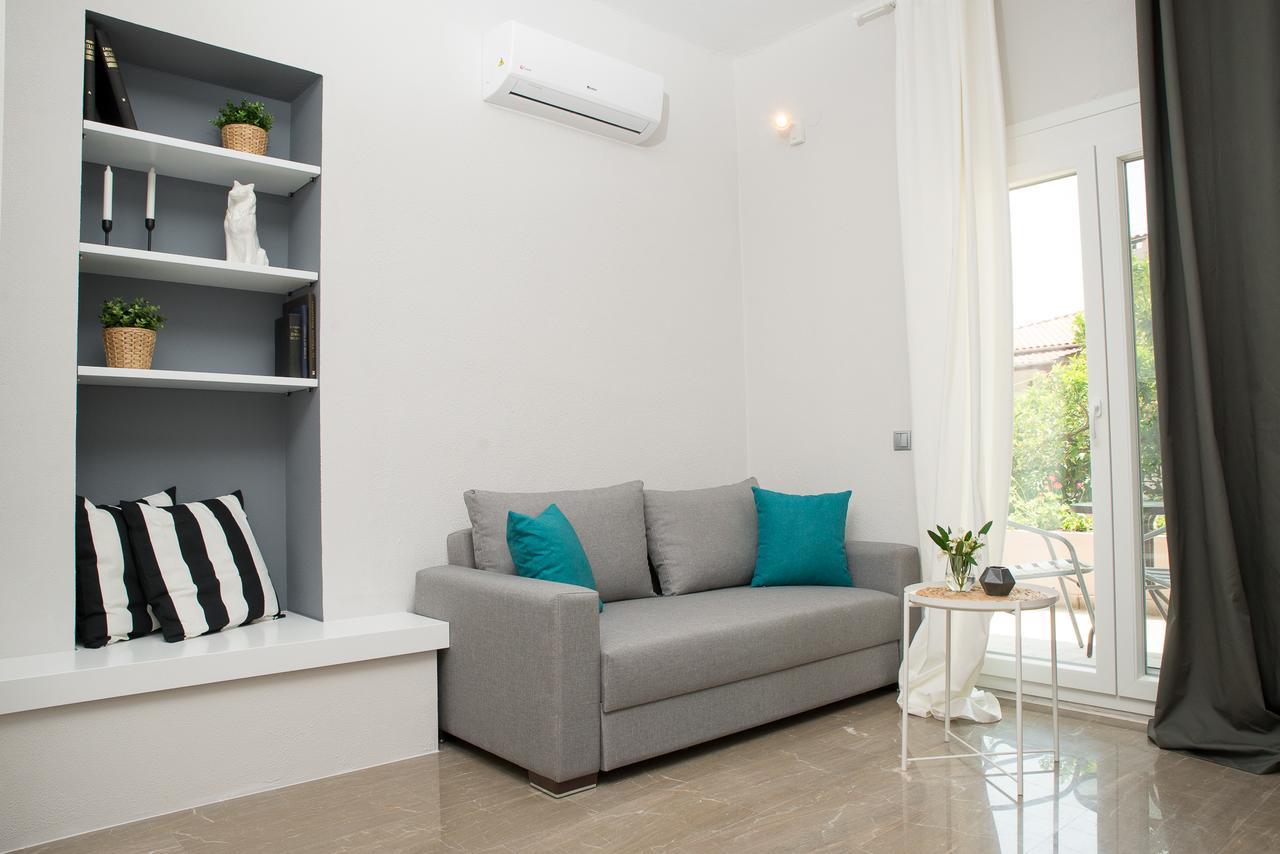 Palio Grey Apartments PalaiónTsiflíkion Esterno foto
