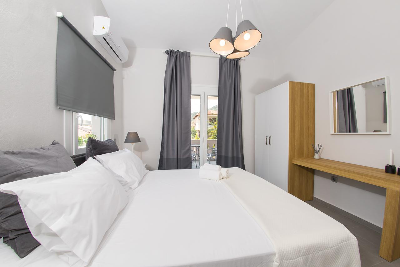 Palio Grey Apartments PalaiónTsiflíkion Esterno foto