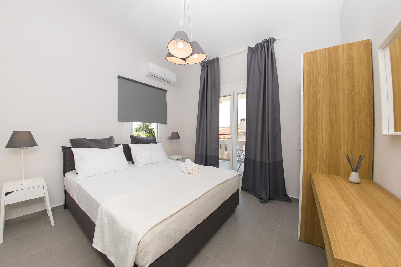 Palio Grey Apartments PalaiónTsiflíkion Esterno foto