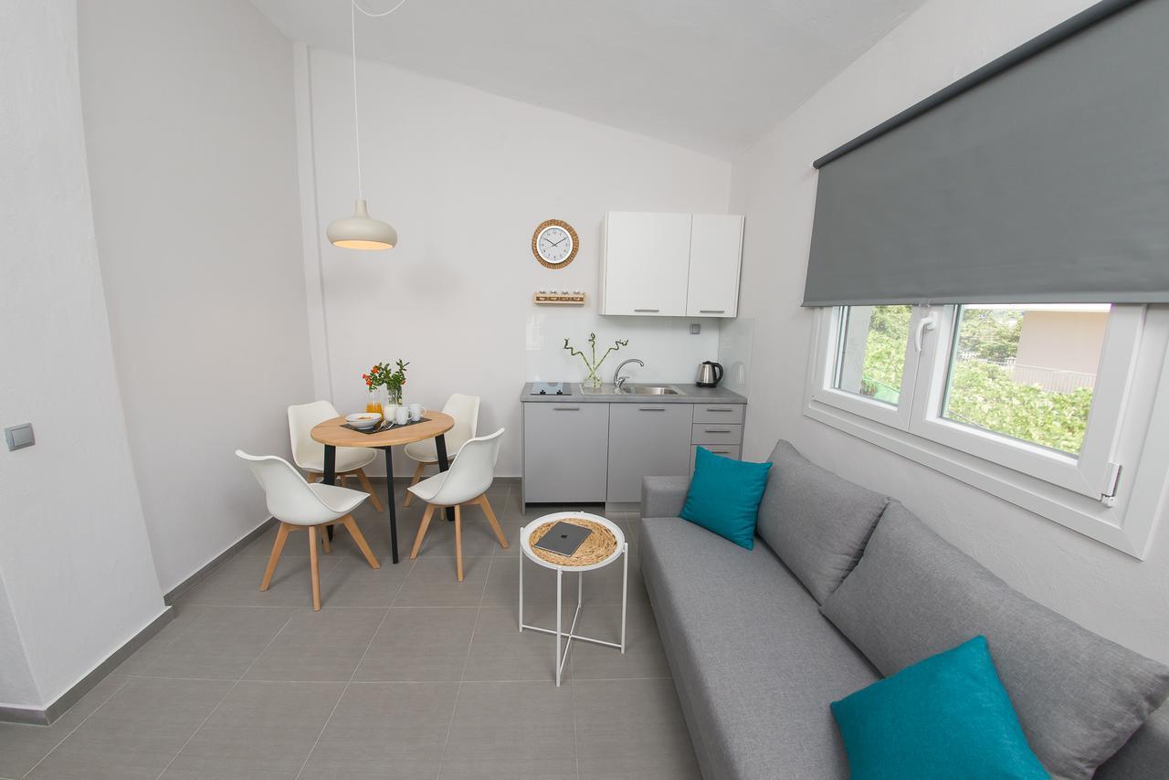 Palio Grey Apartments PalaiónTsiflíkion Esterno foto