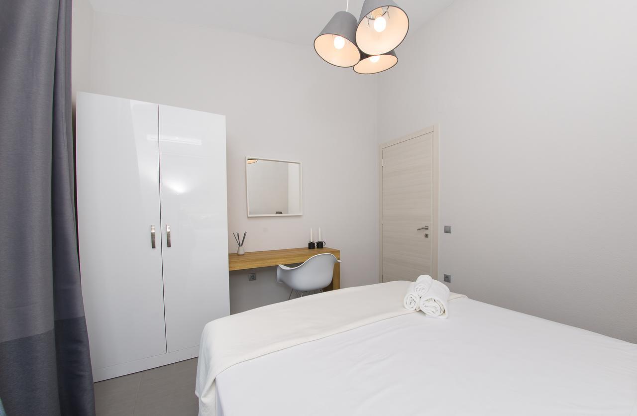 Palio Grey Apartments PalaiónTsiflíkion Esterno foto
